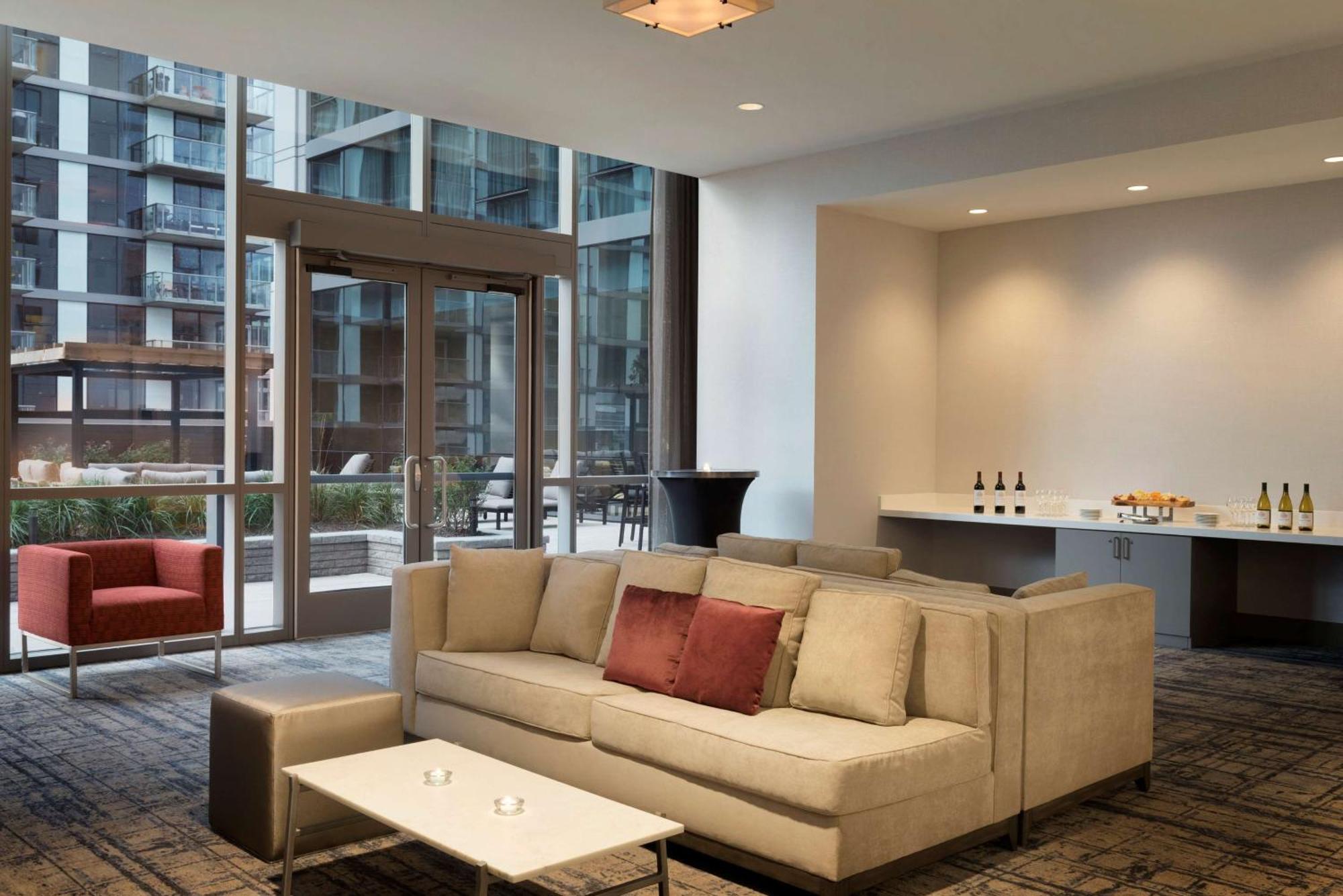 Hampton Inn Chicago West Loop Fulton Market Area Exterior photo